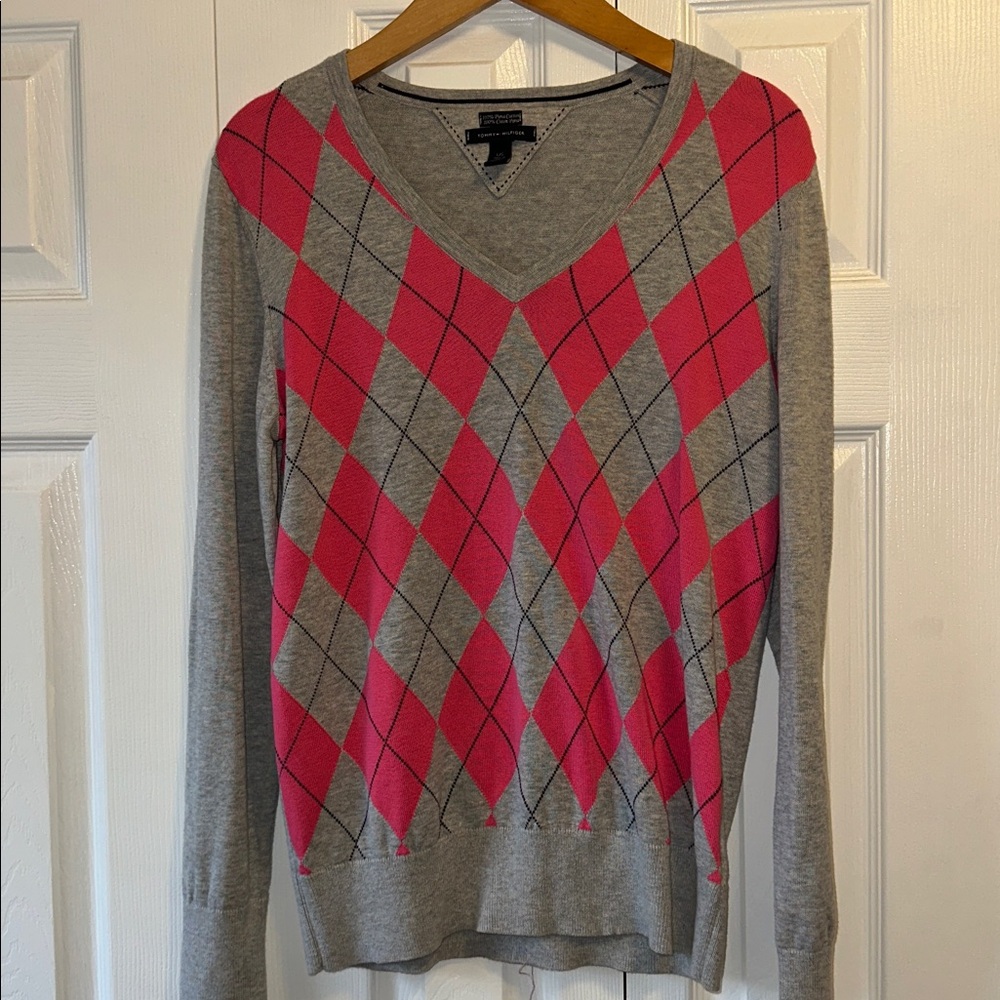 Tommy Hilfiger Gray and Pink Argyle V-Neck Sweater
